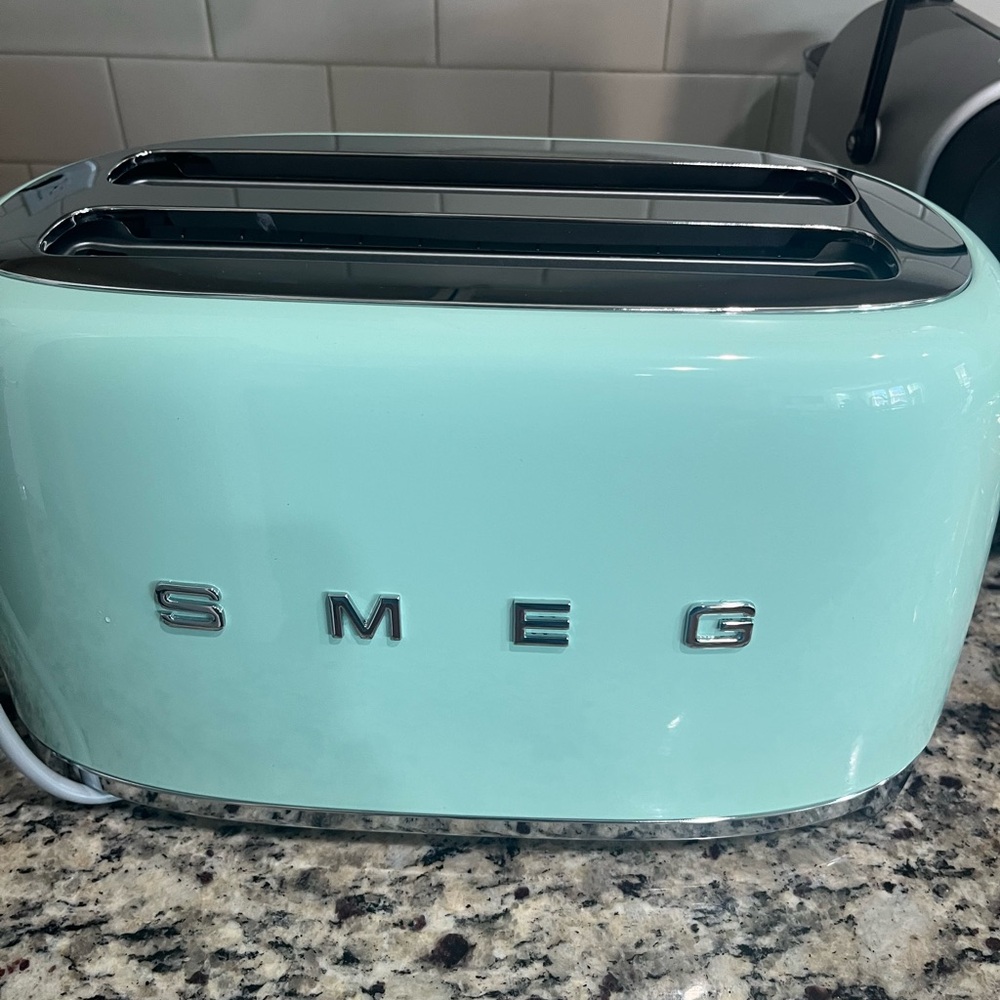 Smeg Mint Green Toaster